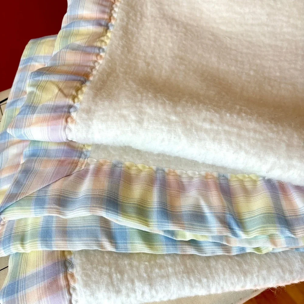 Vintage Quiltex Baby Blanket Pastel Plaid Puppy Kitten Seesaw White Union USA